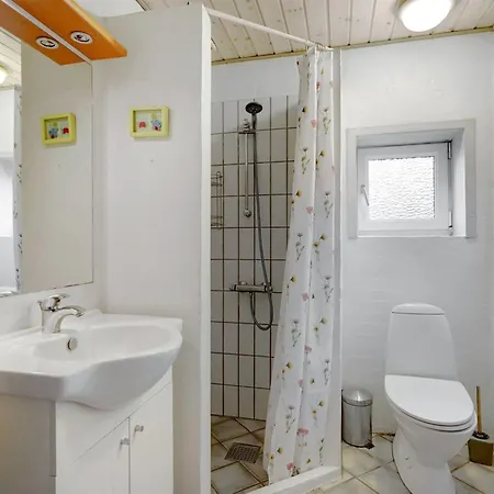 Asdis - 2-8km From The Sea By Interhome 펜션